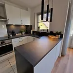 شقة Staytona With Balcony, Wifi & Workspace Near Friedberg